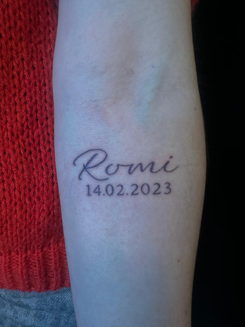 Fineline/Lettering: Name+Datum