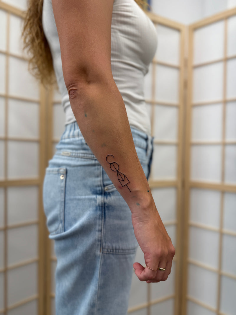 Fineline: "Geometrische Balance"