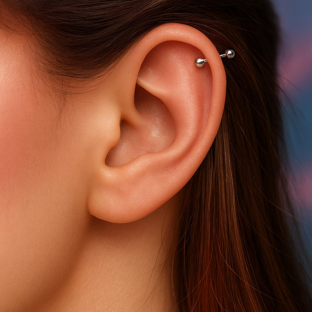 Helix Piercing mit Stab