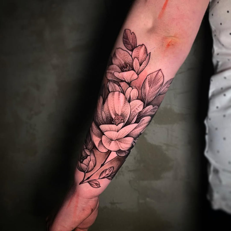 Fineline: Floral Tattoo