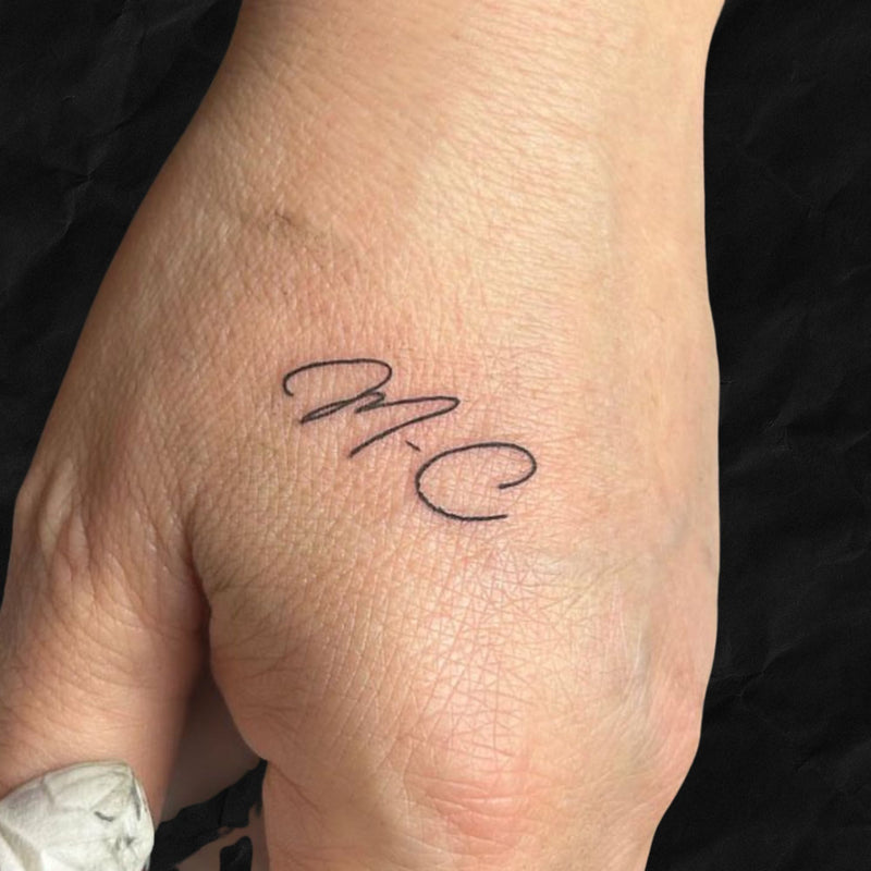Fineline: Lettering