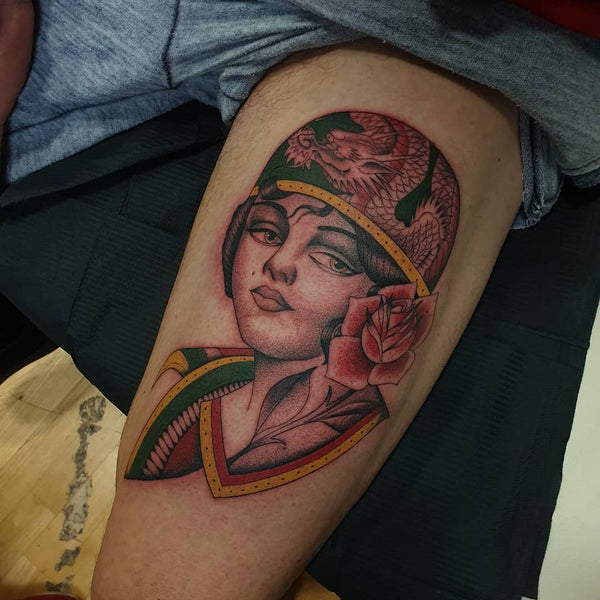 Traditional: Frau