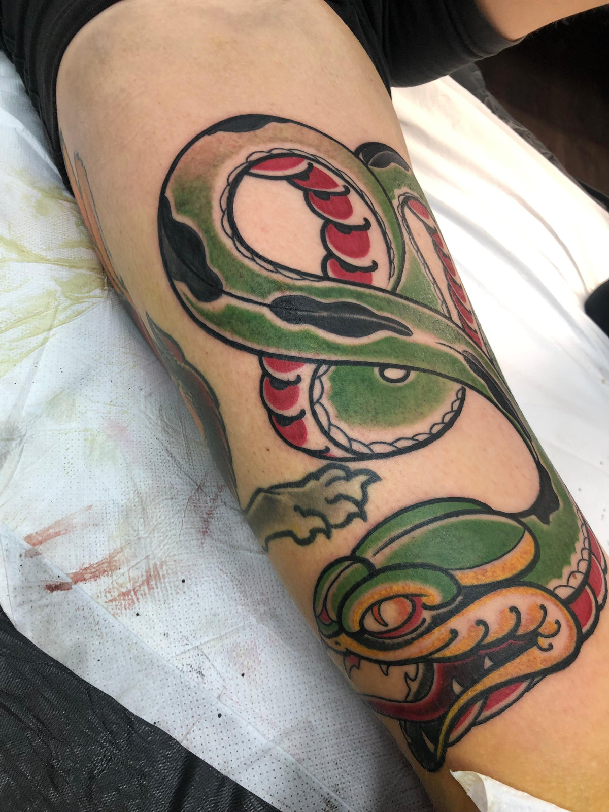 Neotraditional: Schlange
