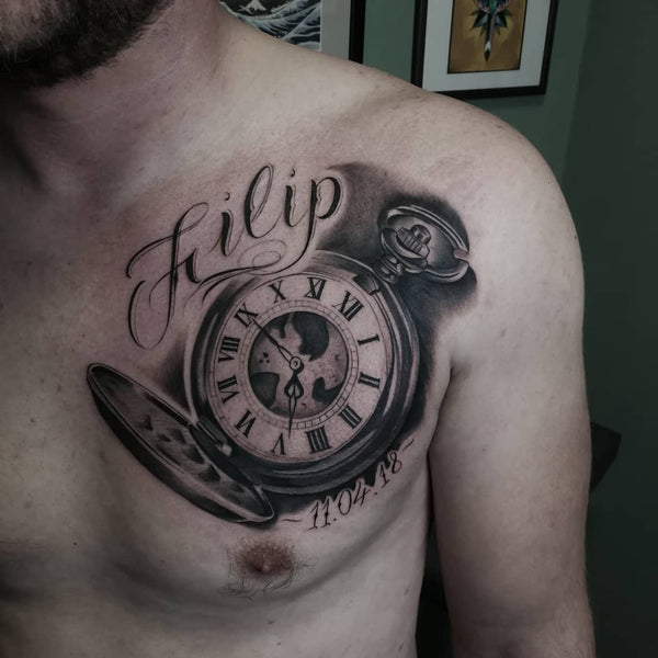 Realistic: Uhr
