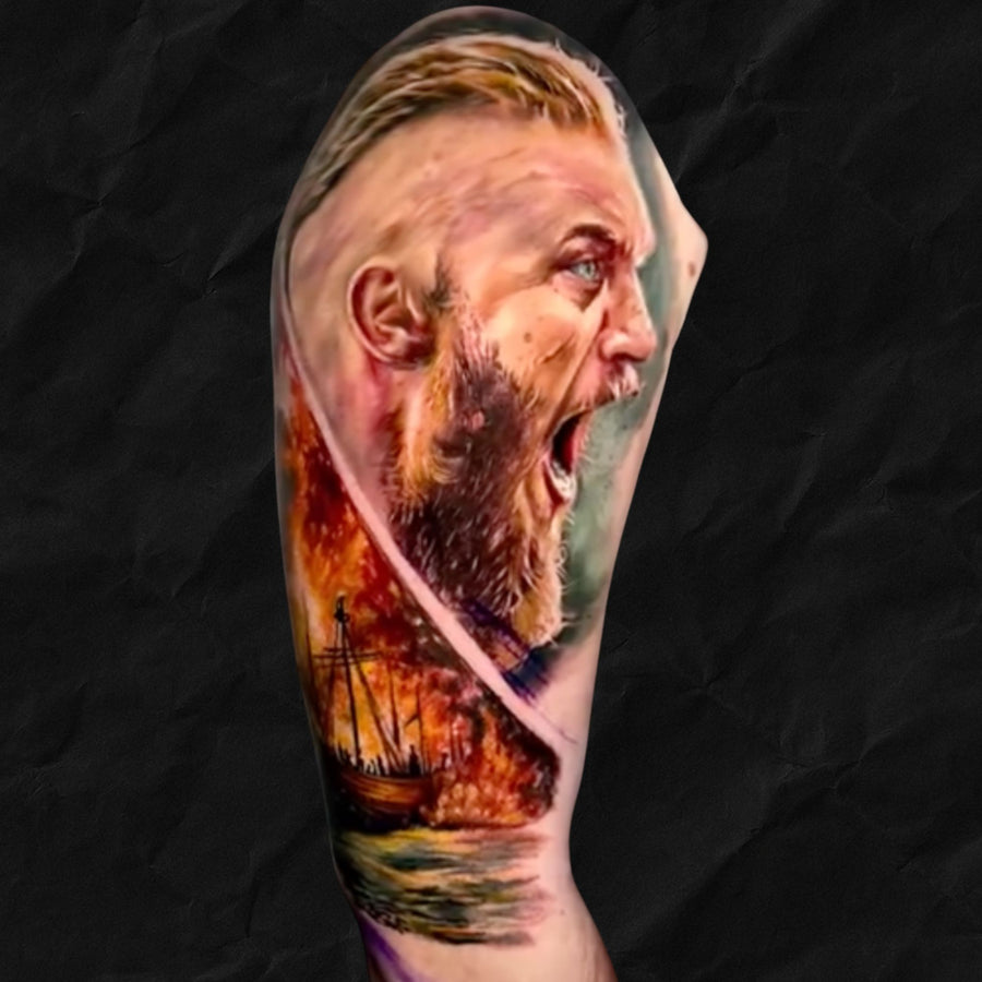 Realistic OberarmTattoo in Farbe Nordic Wikinger, gestochen im Atelier Hannibal Tattoo Studio in Euskirchen