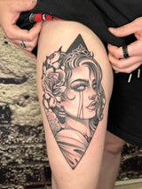 Black&Grey: Lady