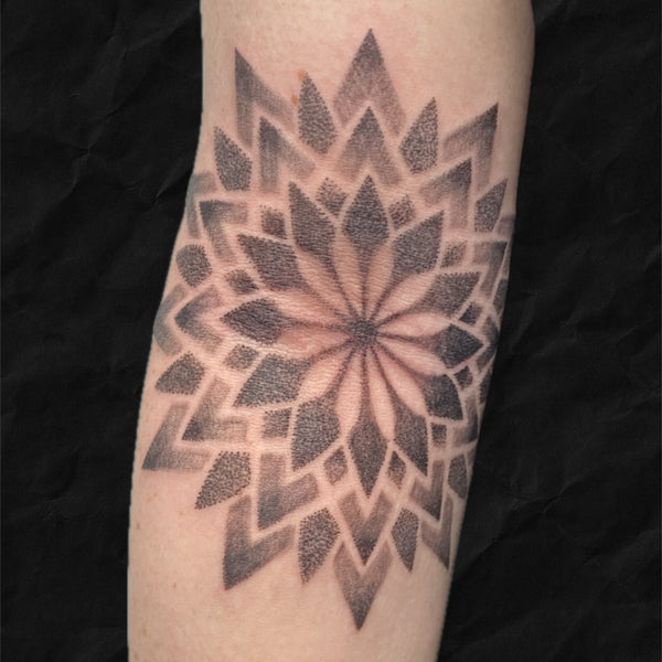 Dotwork: Mandala