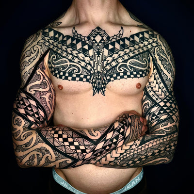 Maori: Arm und Brust Sleeve